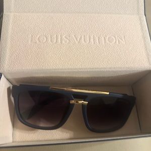 Louis Vuitton Sunglasses Blue Men